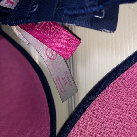 VS Pink Push-Up Bra - Picture 3 of 3